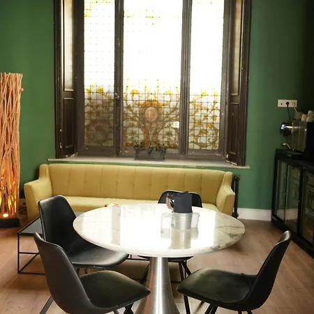 Heirloom - The Mansion Gand