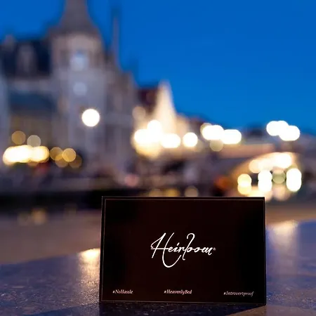 Heirloom - The Mansion 3*