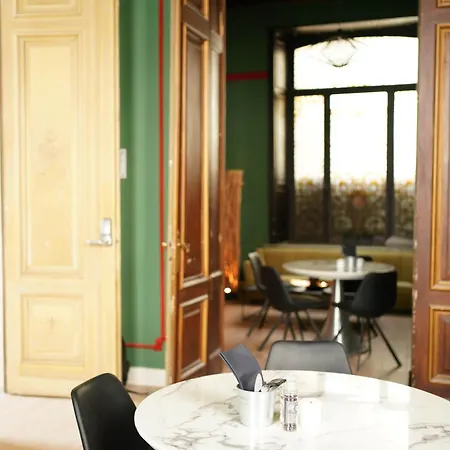 Heirloom - The Mansion Gante