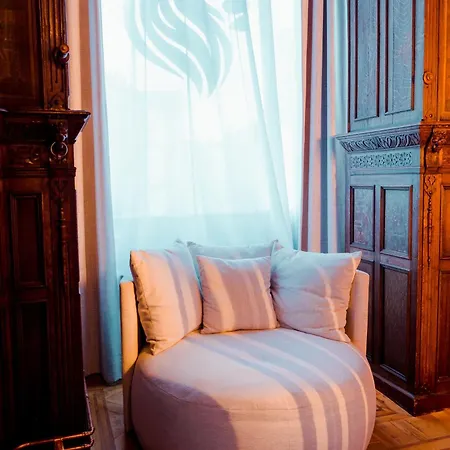 Heirloom - The Mansion 3* Ghent