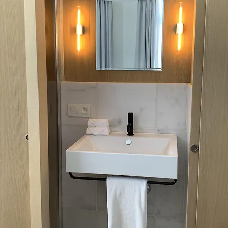 Heirloom - The Mansion ホテル