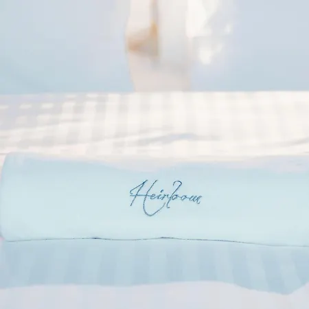 Heirloom - The Mansion 3* גנט