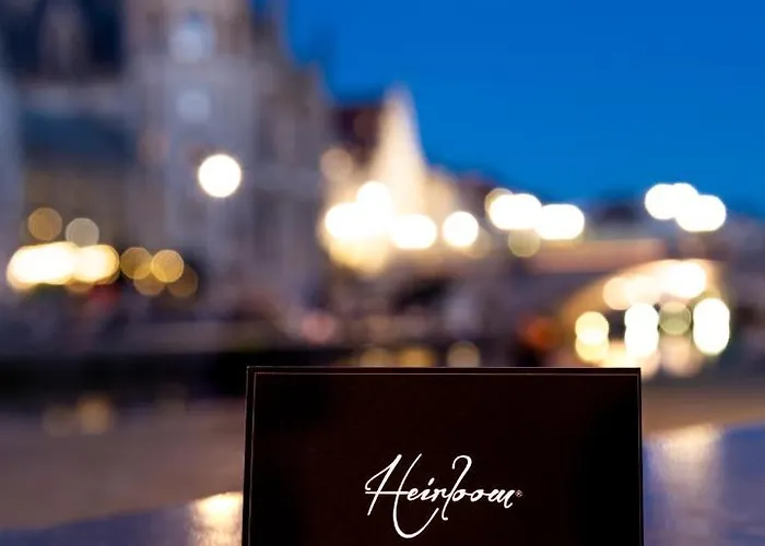 Heirloom - The Mansion 3*