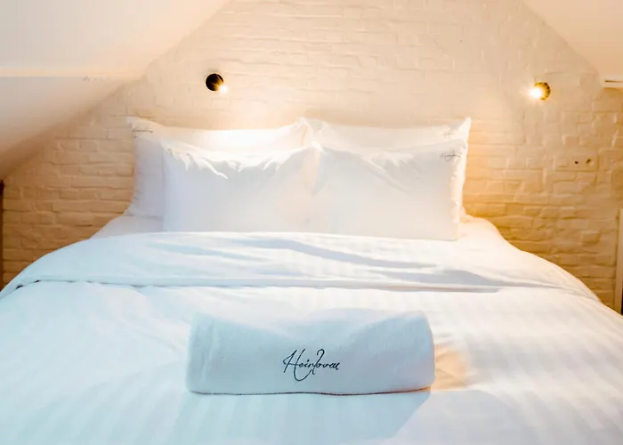 Heirloom - The Mansion Hotel 3*