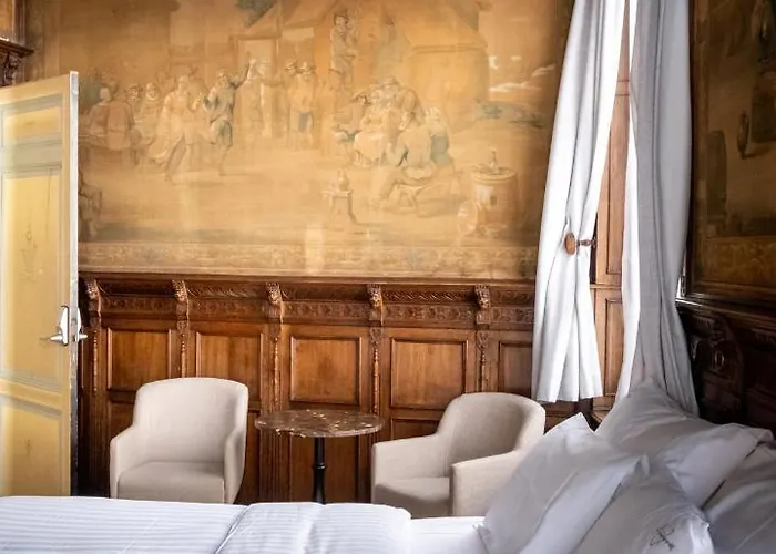 Heirloom - The Mansion 3*