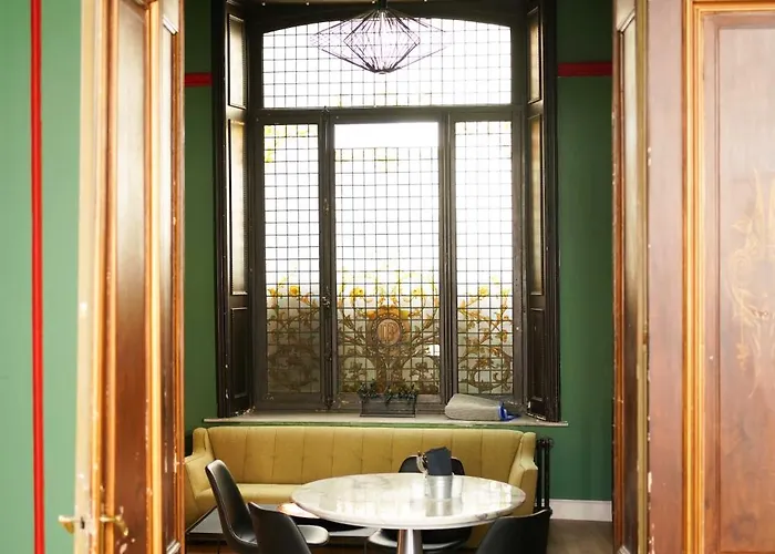 Heirloom - The Mansion Hotel 3*