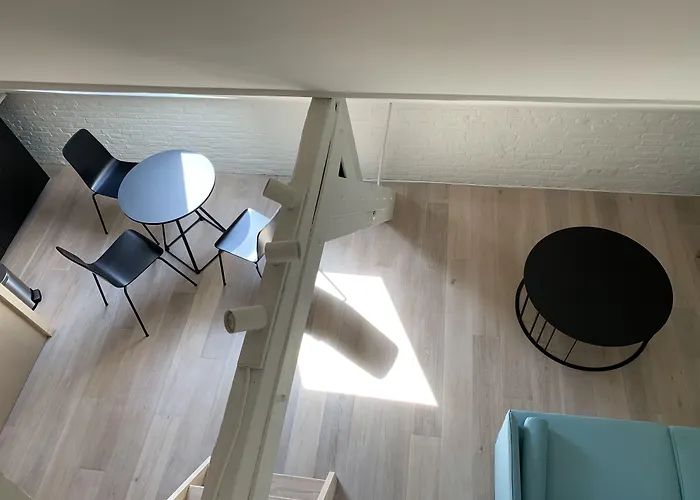 Heirloom - The Mansion 3*